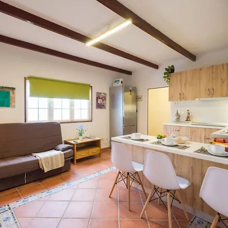 Private Villa, Pool, Bbq, Table Tennis, Beautiful *
